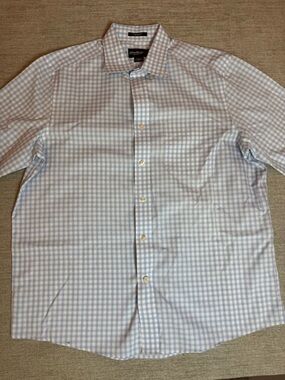 Eddie Bauer Blue and White Gingham Dress Shirt Short Sleeve